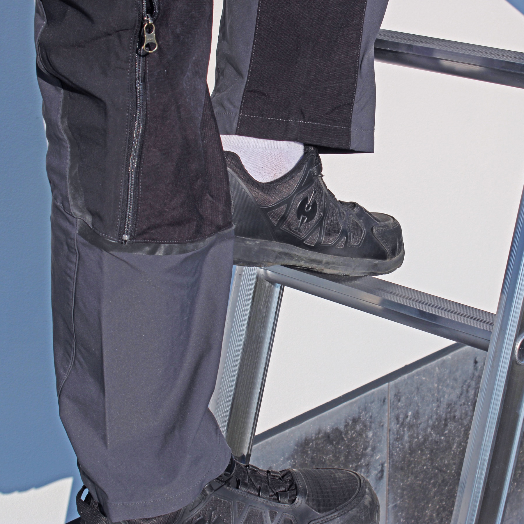 Non-slip rungs up close