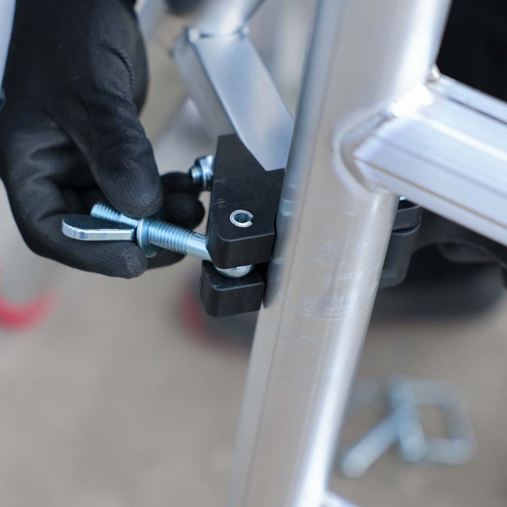 Ministab clamp up close